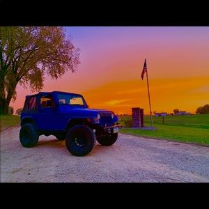 Meet your Posher, Keegan